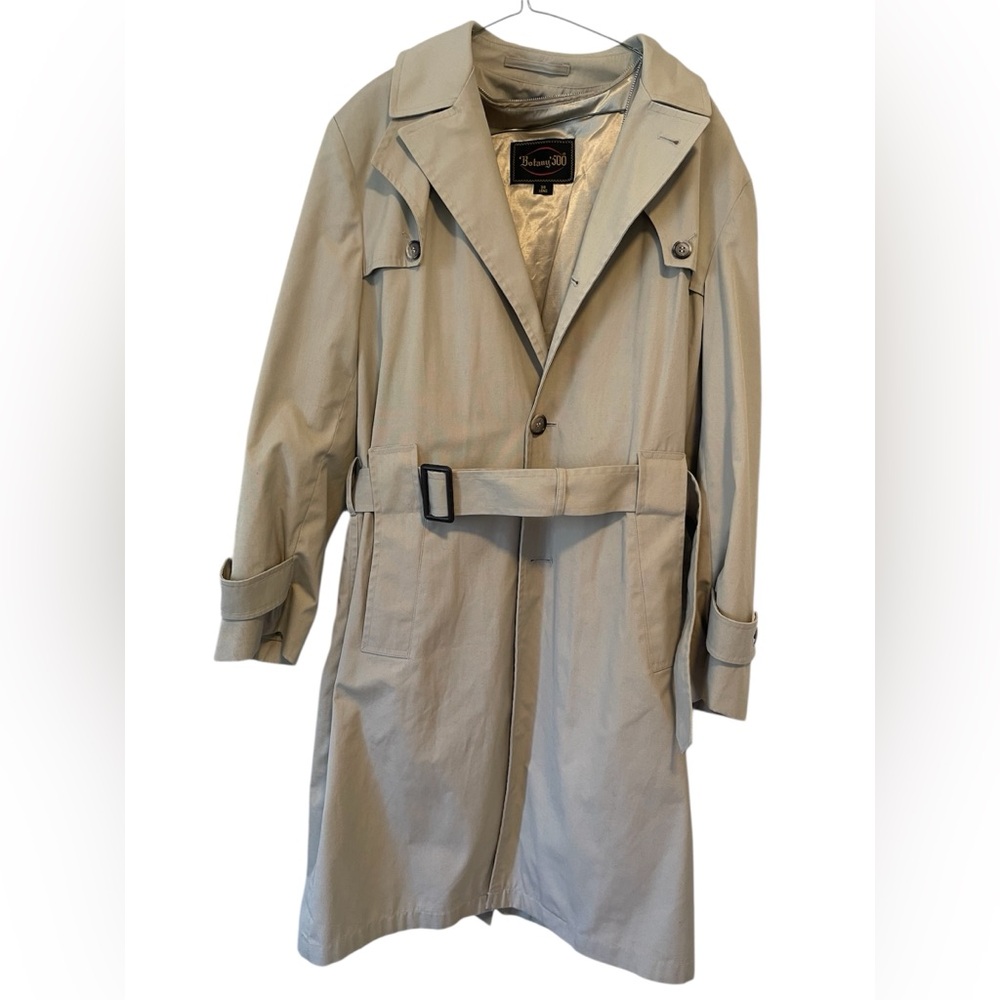 Classic Men   Beige Trench Coat